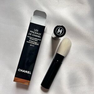 Chanel retractable highlighter brush.